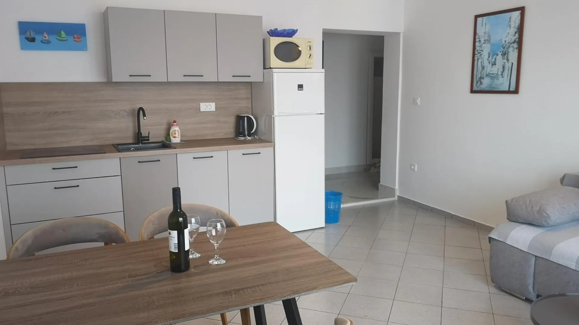 Apartments Mareta Rab Town 0*,
